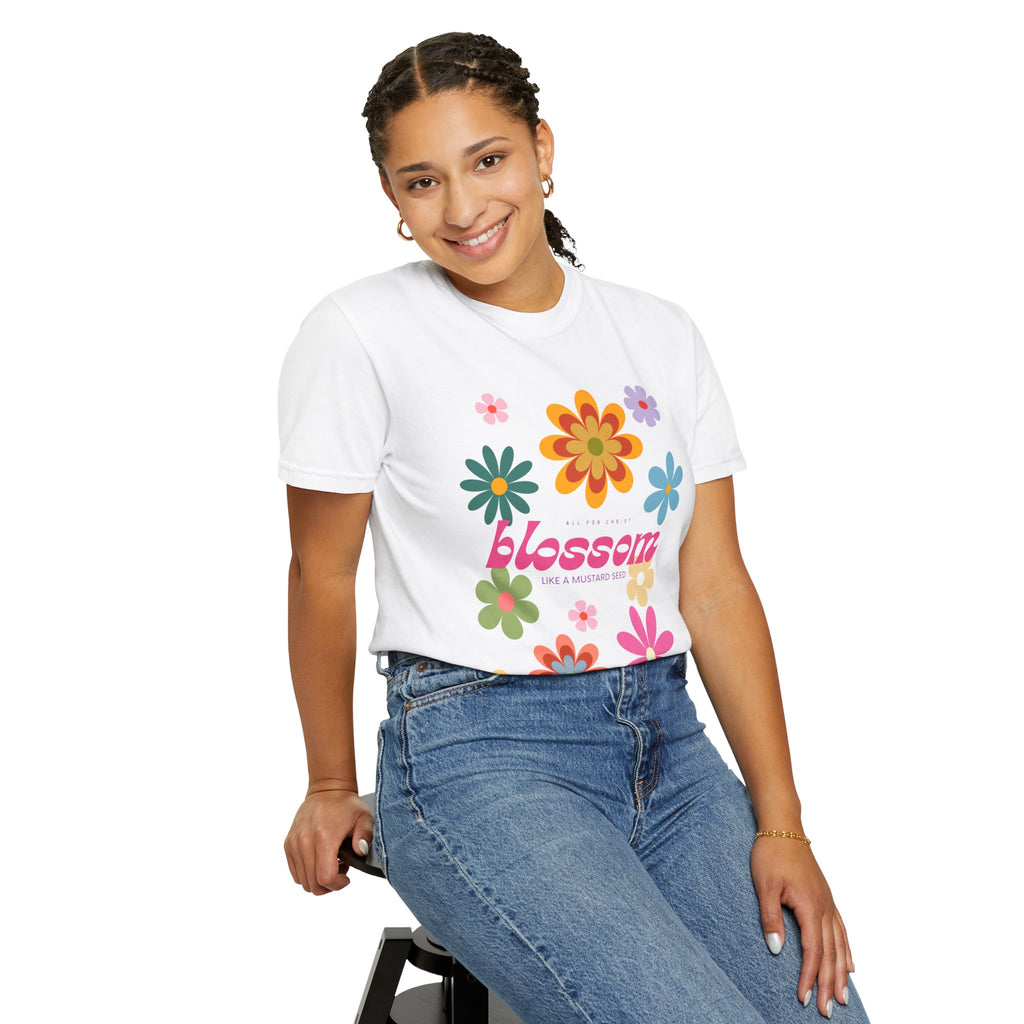 Blossom Floral Tee — Retro Flower Graphic T-Shirt