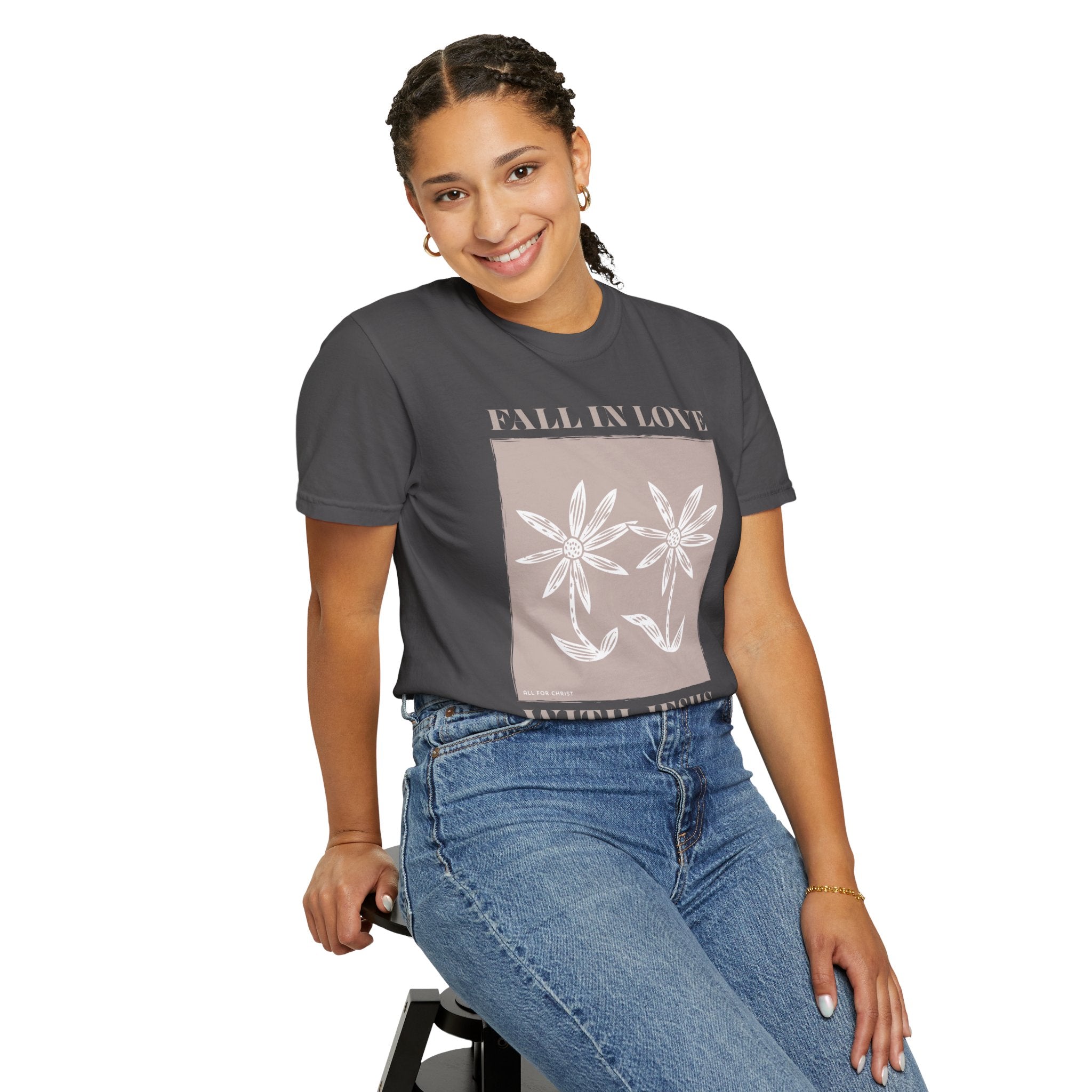 Faith Floral T‑Shirt — "Fall in Love with Jesus" Graphic Tee