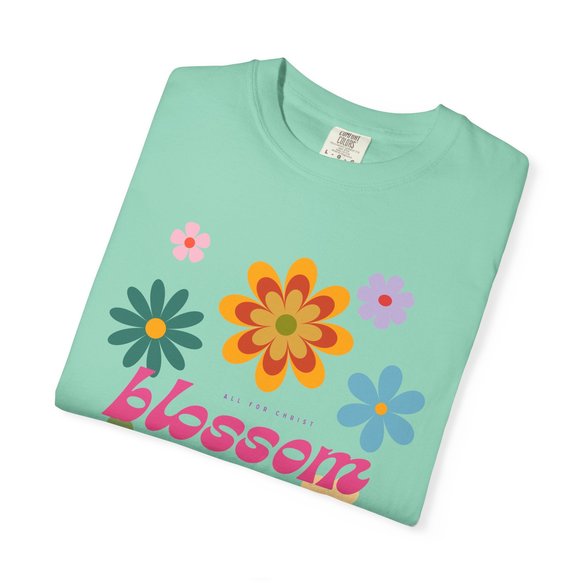 Blossom Floral Tee — Retro Flower Graphic T-Shirt