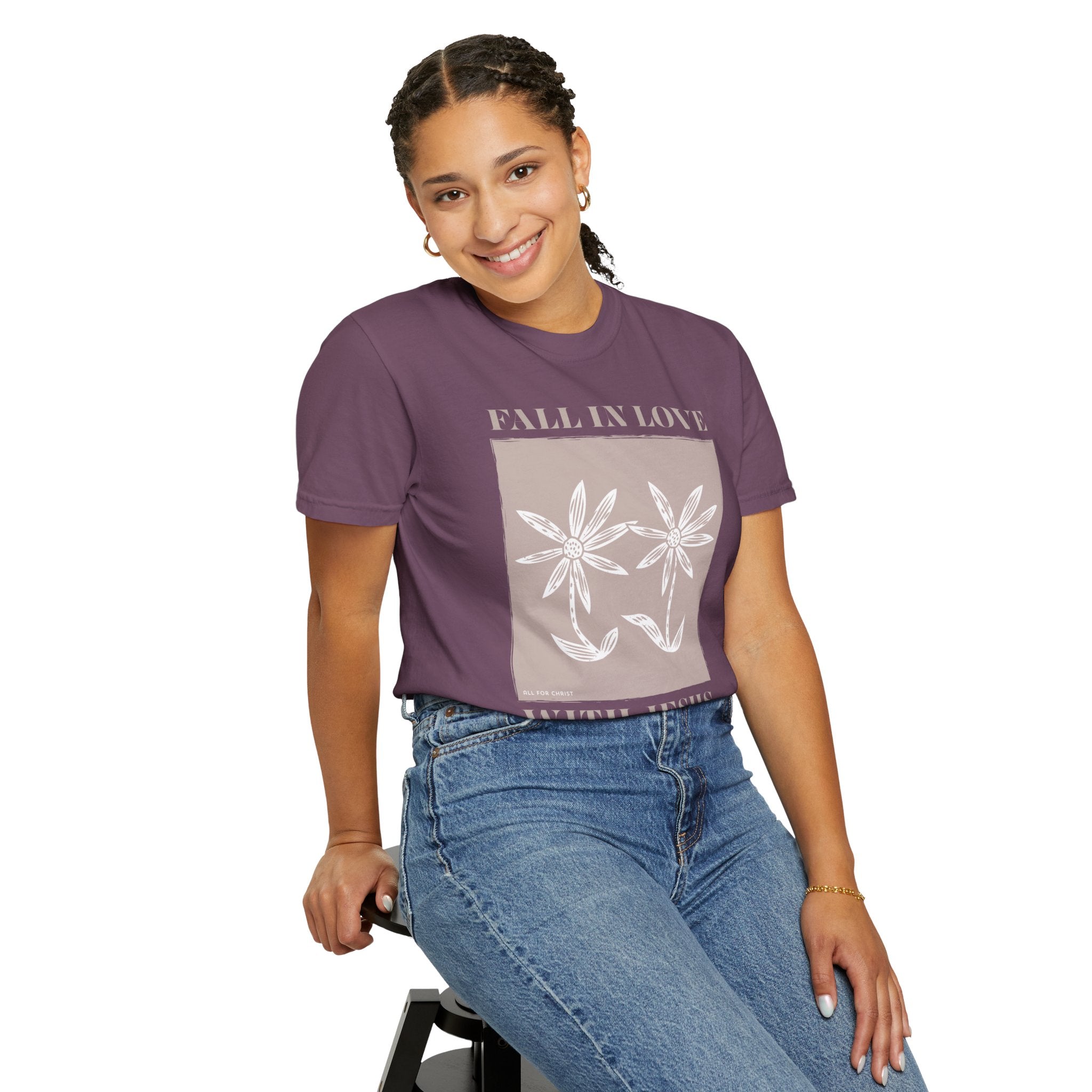 Faith Floral T‑Shirt — "Fall in Love with Jesus" Graphic Tee
