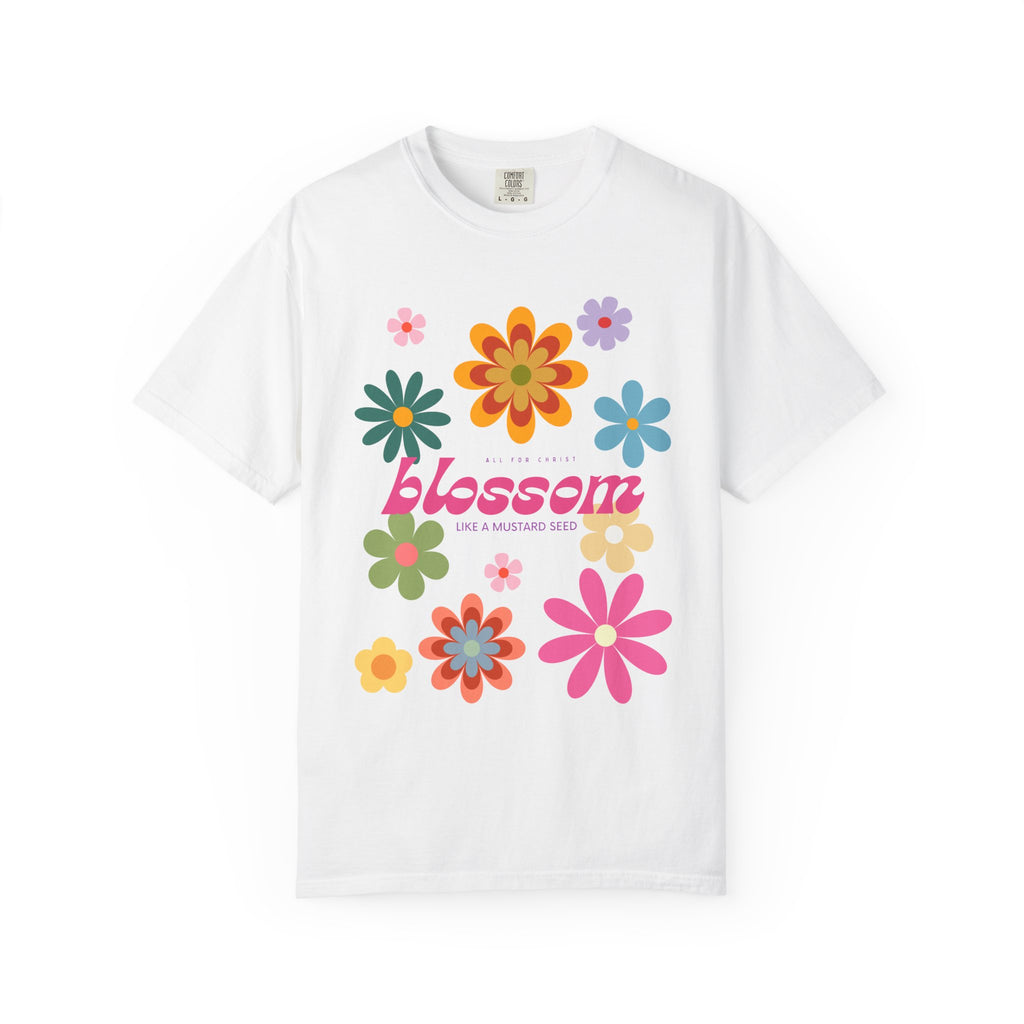 Blossom Floral Tee — Retro Flower Graphic T-Shirt