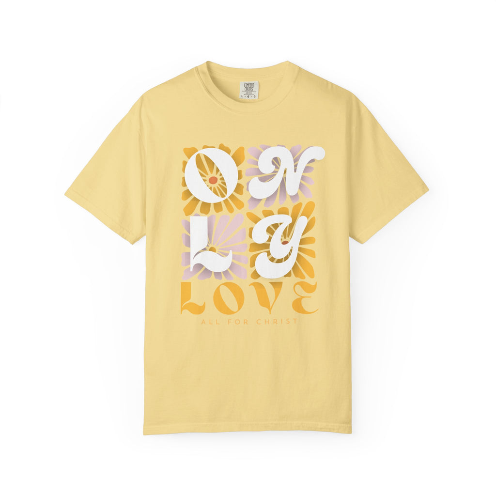 Love Floral Graphic T-Shirt — Retro Daisy Typography Tee
