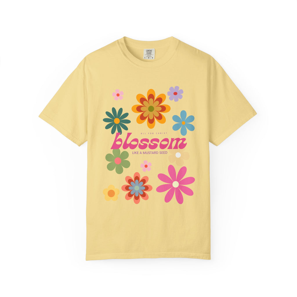 Blossom Floral Tee — Retro Flower Graphic T-Shirt