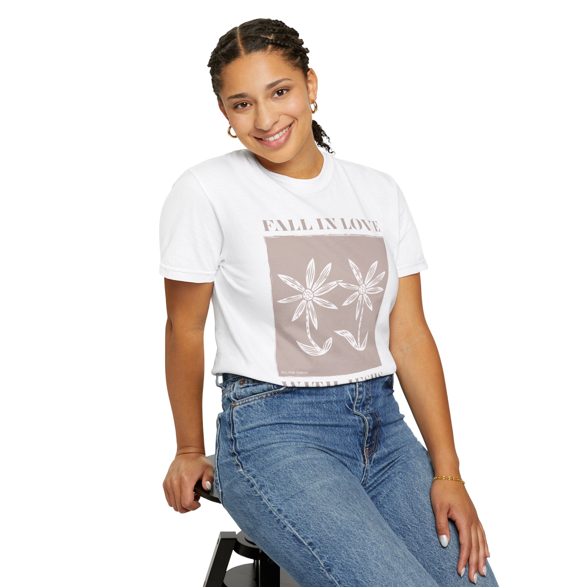 Faith Floral T‑Shirt — "Fall in Love with Jesus" Graphic Tee