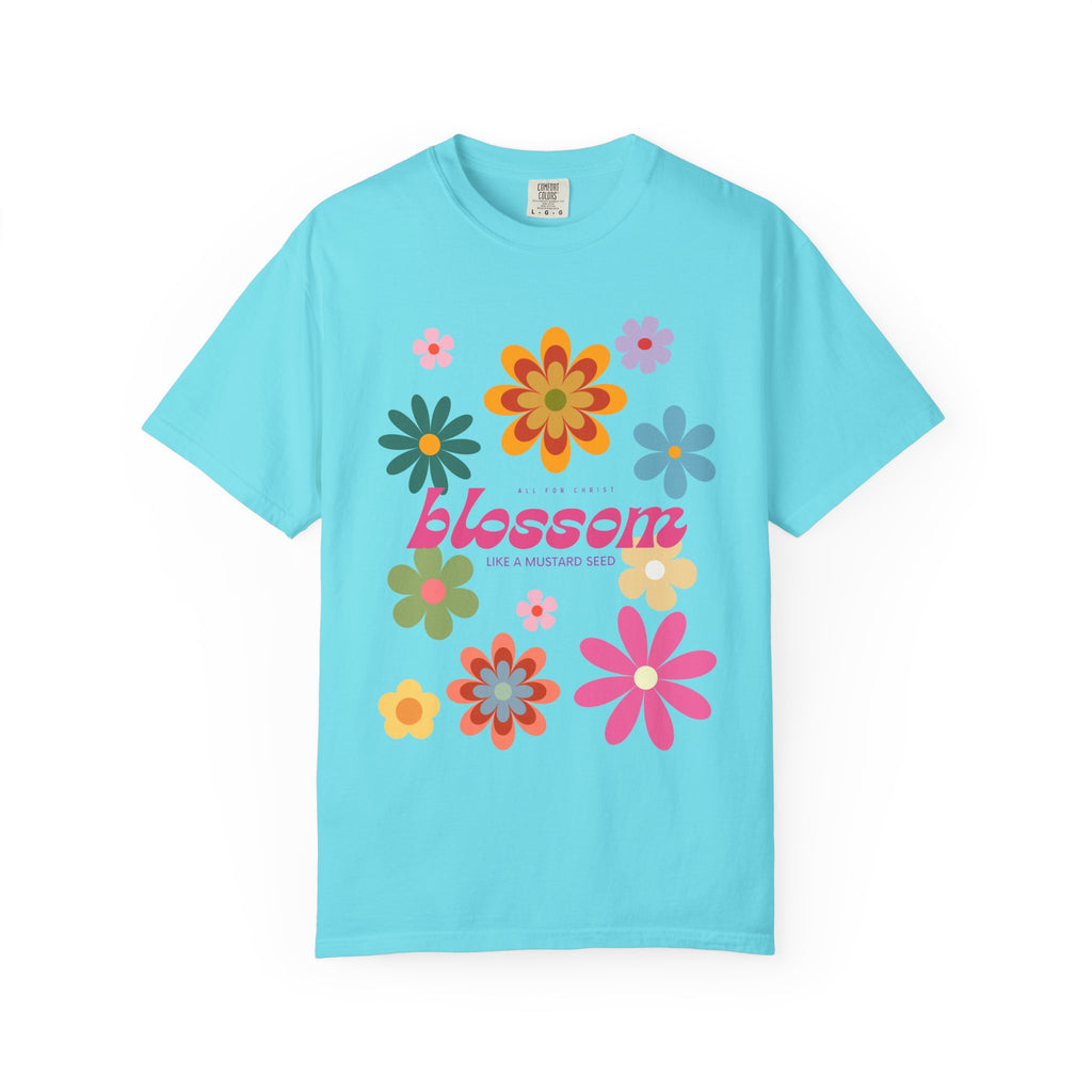 Blossom Floral Tee — Retro Flower Graphic T-Shirt