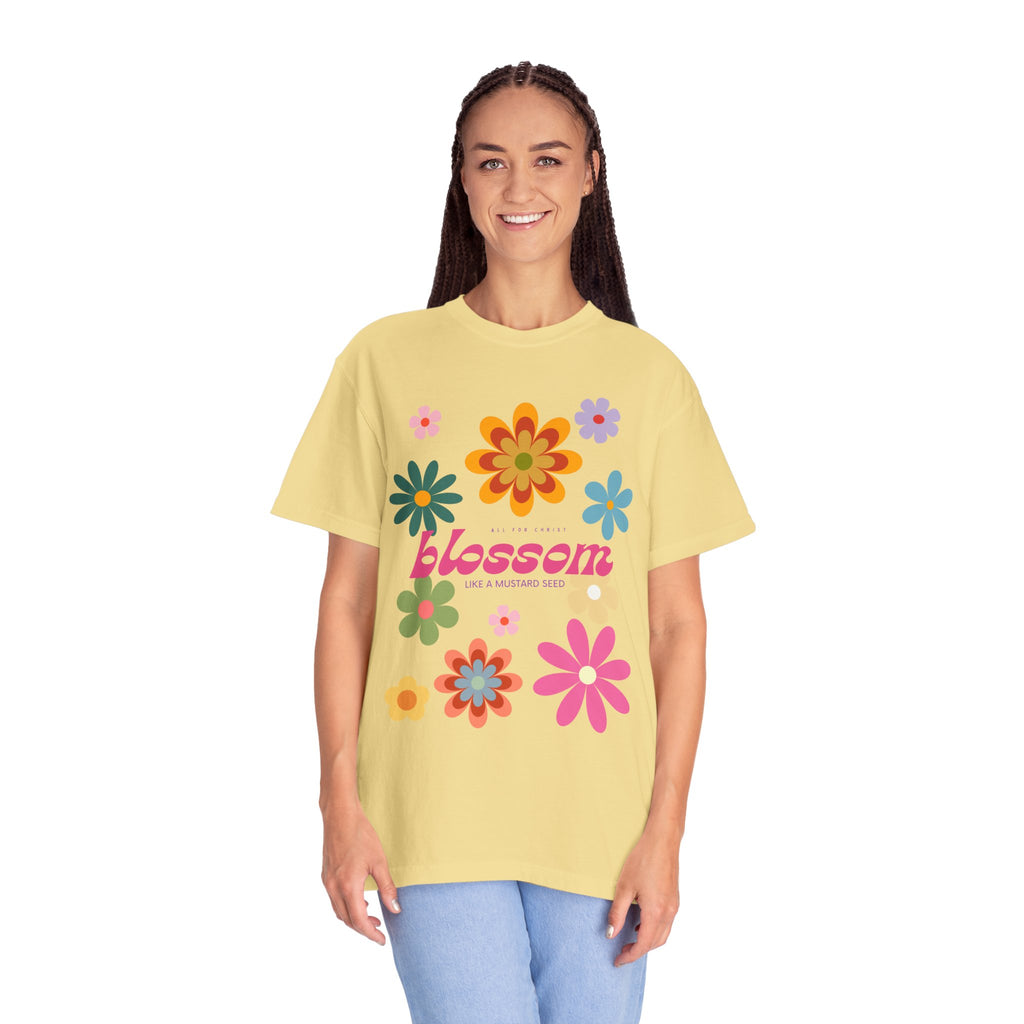 Blossom Floral Tee — Retro Flower Graphic T-Shirt